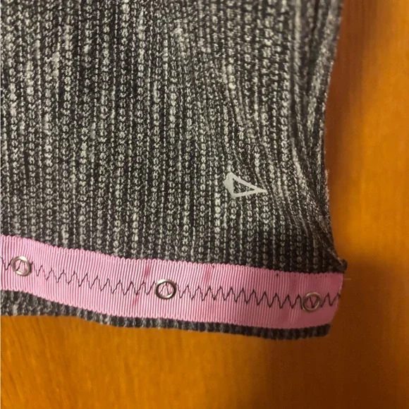 Ivivva Scarf - Picture 3 of 3